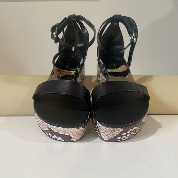 Black Casadei sandal with with python wedge. Size 8 - Picture 2 of 8